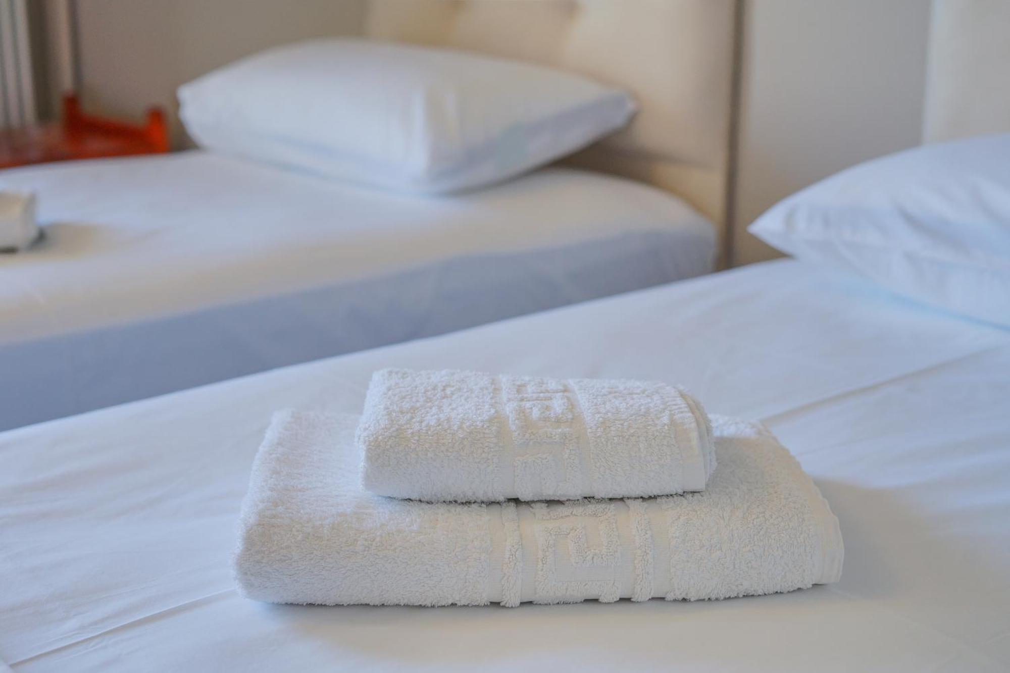 Hotel Korfos - Ξενοδοχείο Κόρφος Renovated 외부 사진