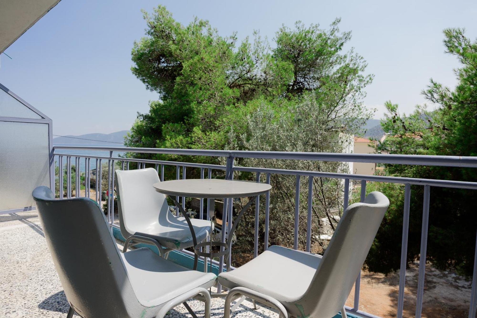 Hotel Korfos - Ξενοδοχείο Κόρφος Renovated 외부 사진