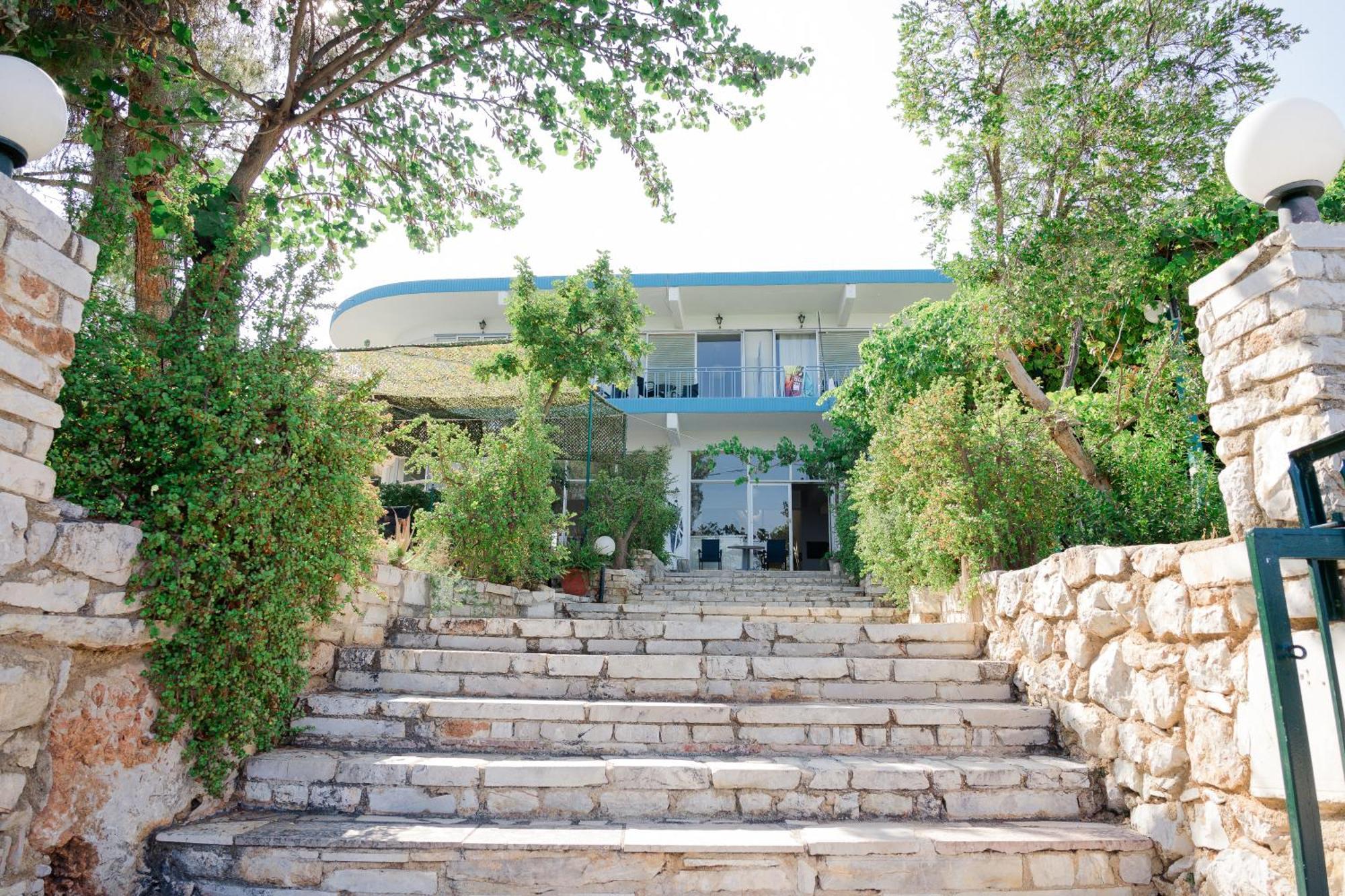 Hotel Korfos - Ξενοδοχείο Κόρφος Renovated 외부 사진